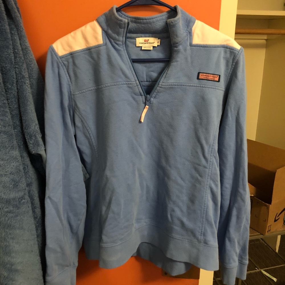 EUC Vineyard Vines Shep shirt!